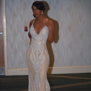 Meet your Posher, Isis